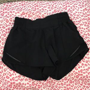 Lululemon hotty hots 2.5 size 0